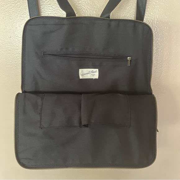 Adult Backpack - Picture 3 of 3